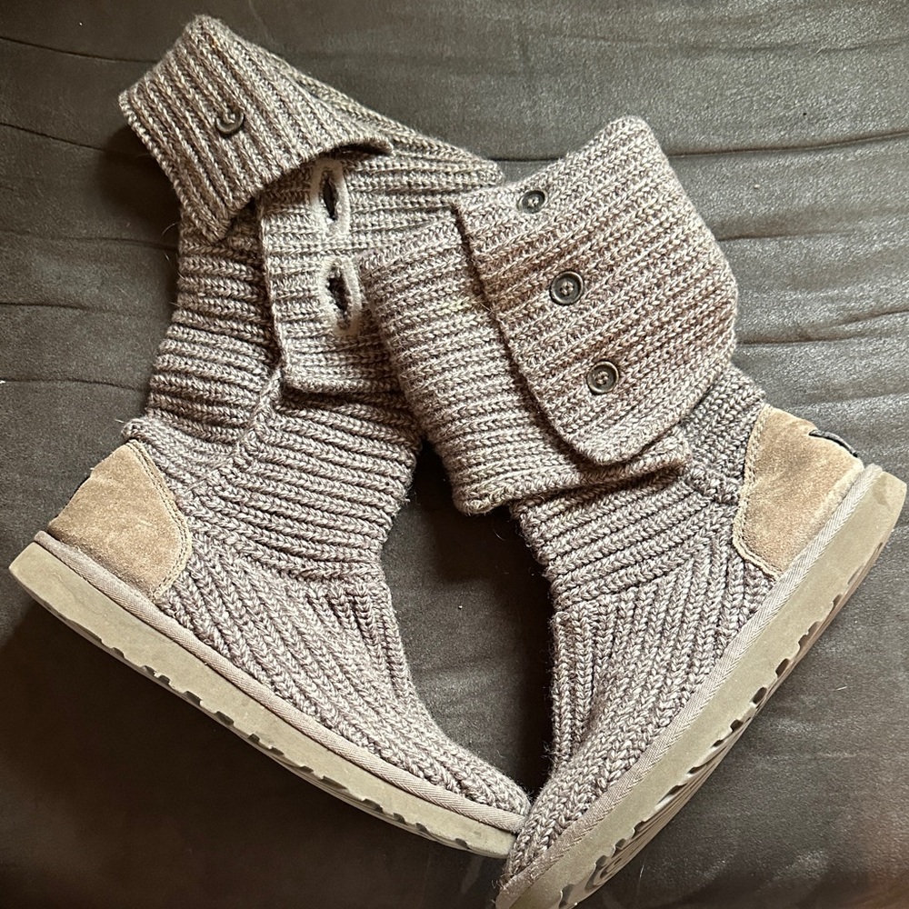 UGG Women's Lace Up Boots - Brown and Tan